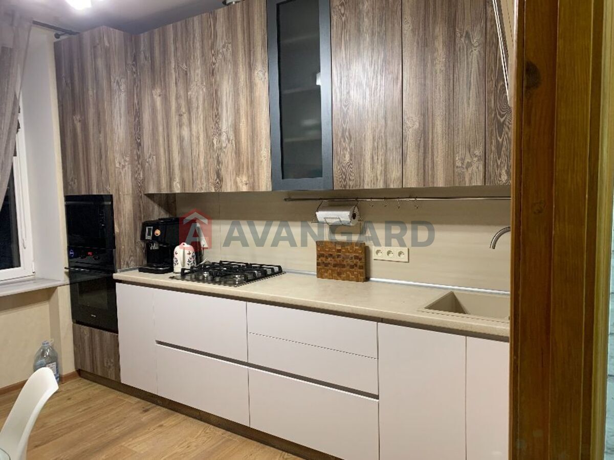 3 кім. квартира, 79/45/8 кв. м., 4/5 поверх фото 1 3 кім. квартира, 79/45/8 кв. м., 4/5 поверх фото 1