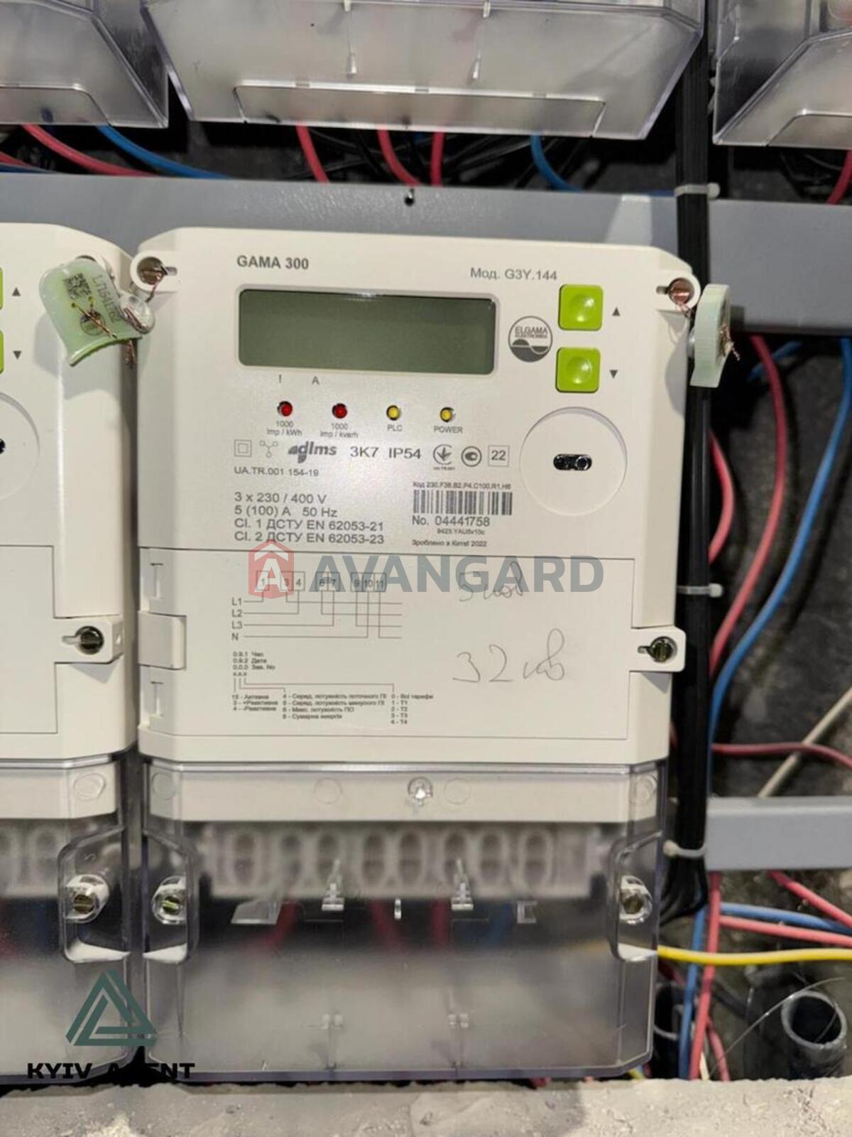 3 ��. ��������, 55/25/19 ��. �., 5/21 ������ ���� 16