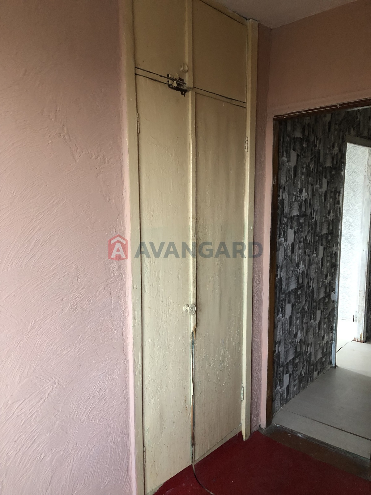 2 ����. ��������, 42/-/6.5 ��. �., 5/5 ���� ���� 16