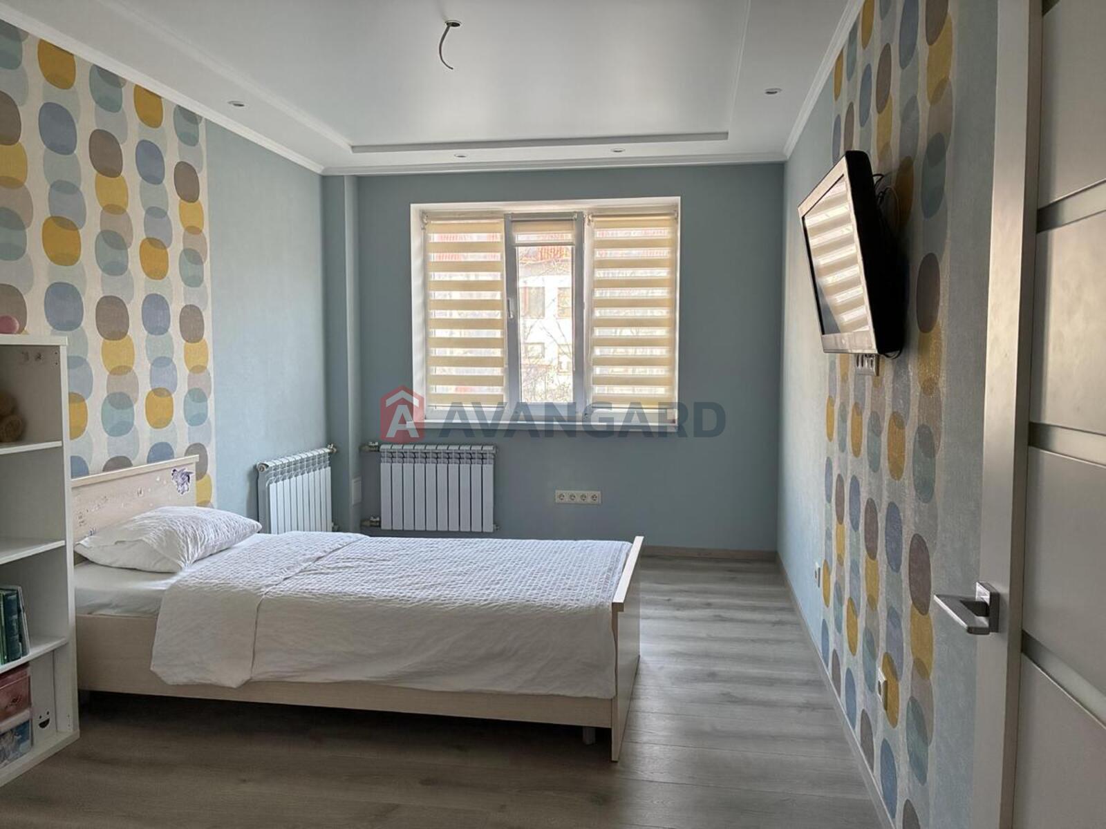 3 ��. ��������, 67/-/8 ��. �., 1/16 ������ ���� 9