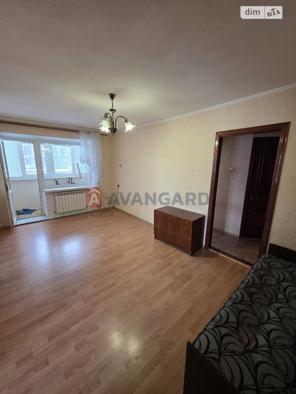 3 ��. ��������, 43/28/6 ��. �., 2/2 ������ ���� 1