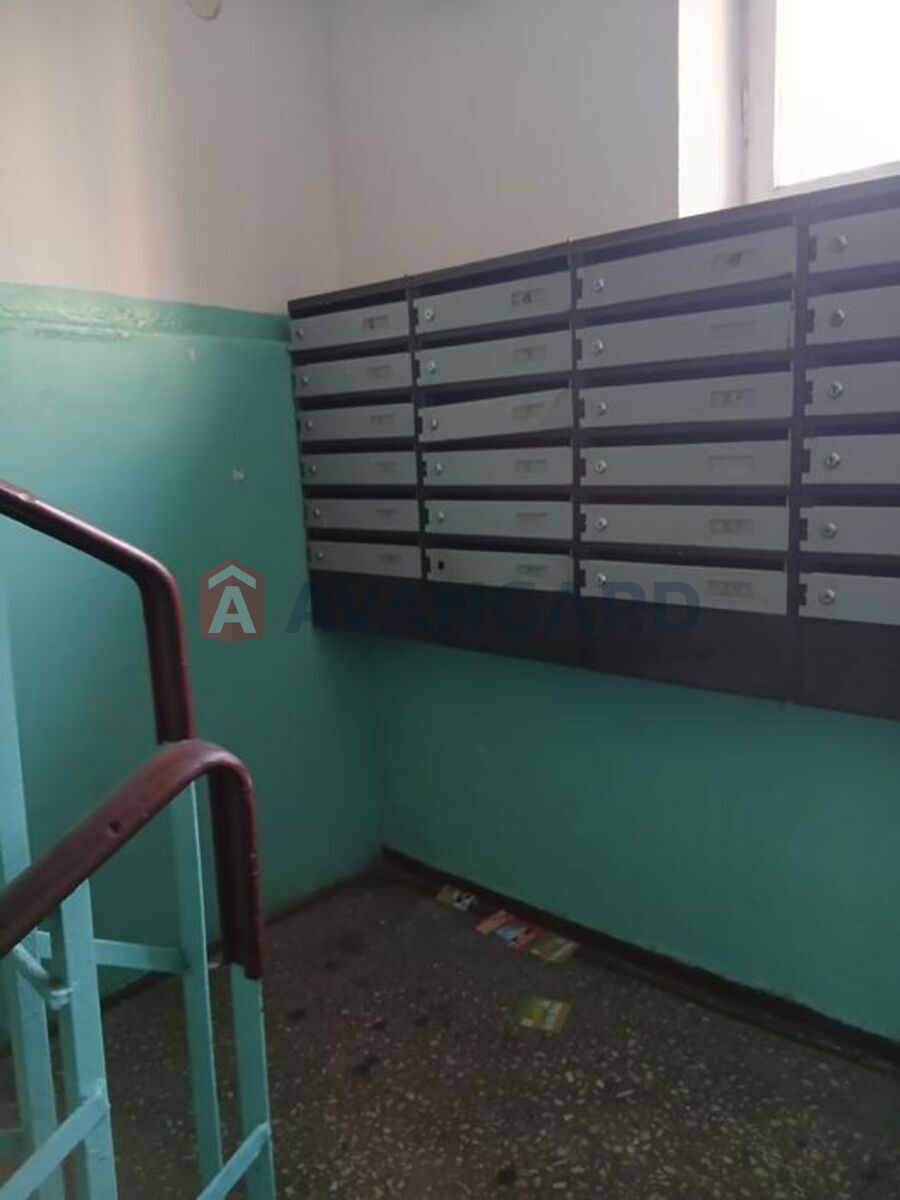 3 ��. ��������, 60/-/7 ��. �., 3/9 ������ ���� 12