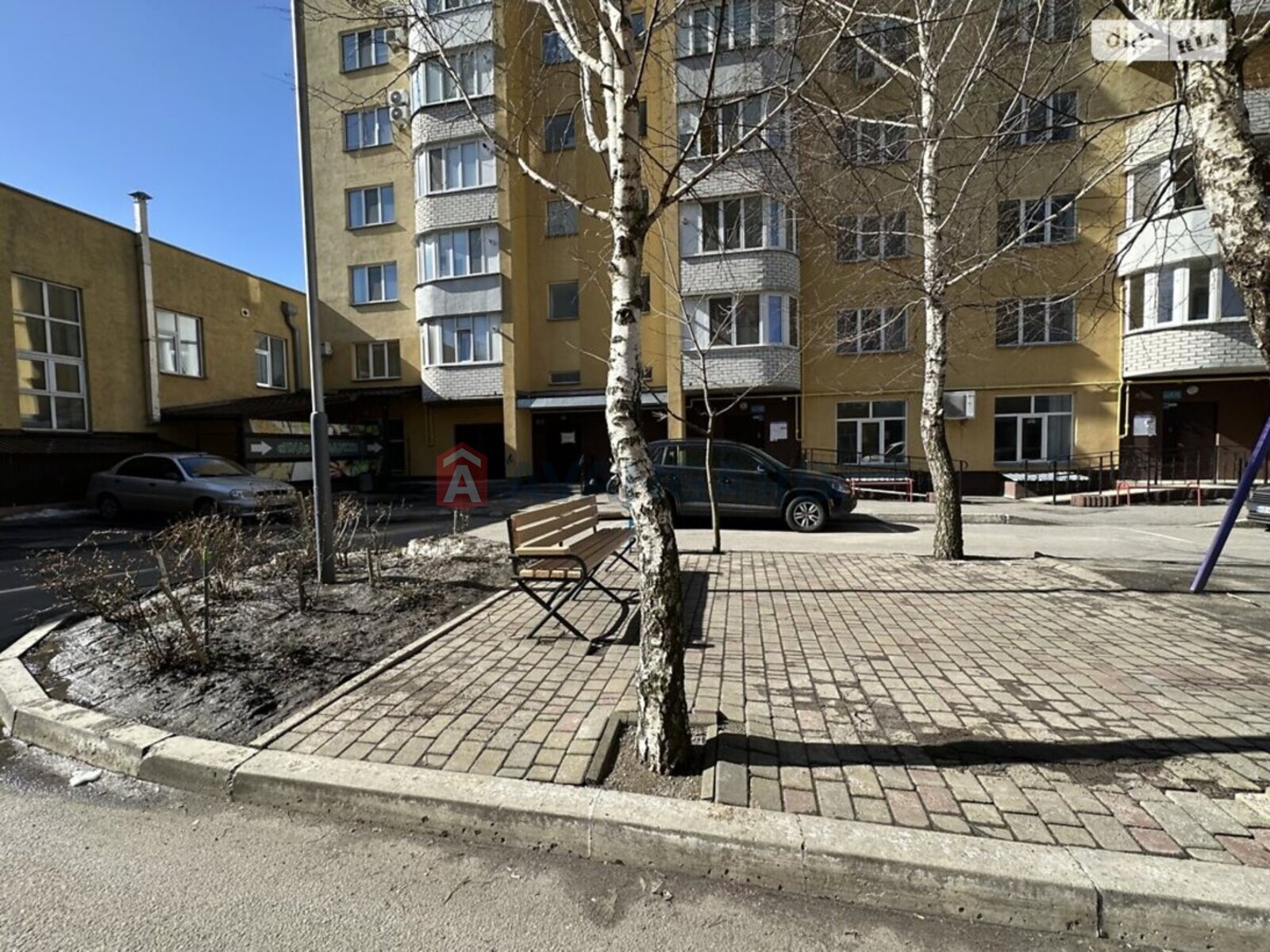 2 ����. ��������, 72/-/15 ��. �., 8/10 ���� ���� 2