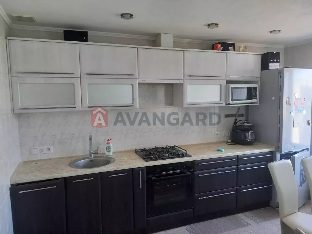 3 ��. ��������, 64/38/11 ��. �., 10/10 ������ ���� 5