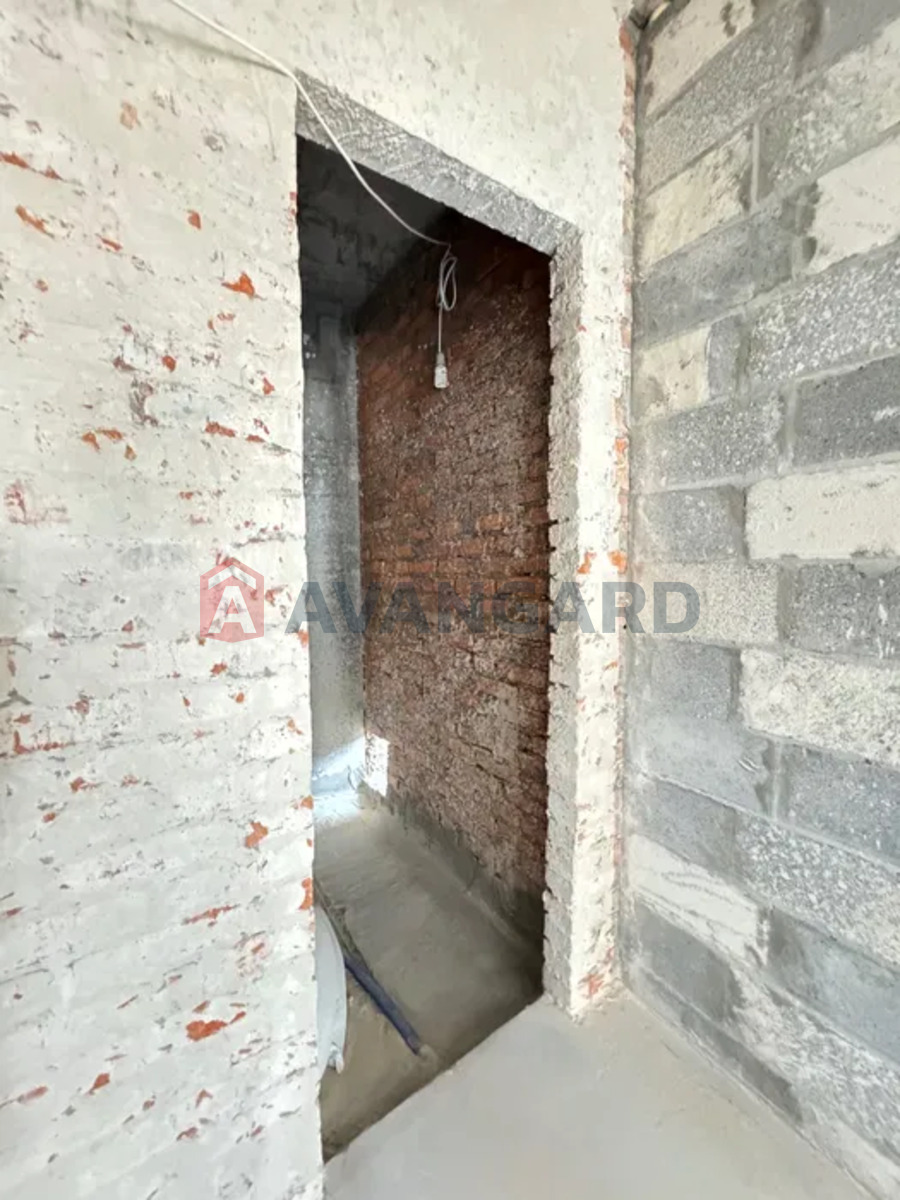 2 ��. ��������, 65/-/10 ��. �., 6/23 ������ ���� 7