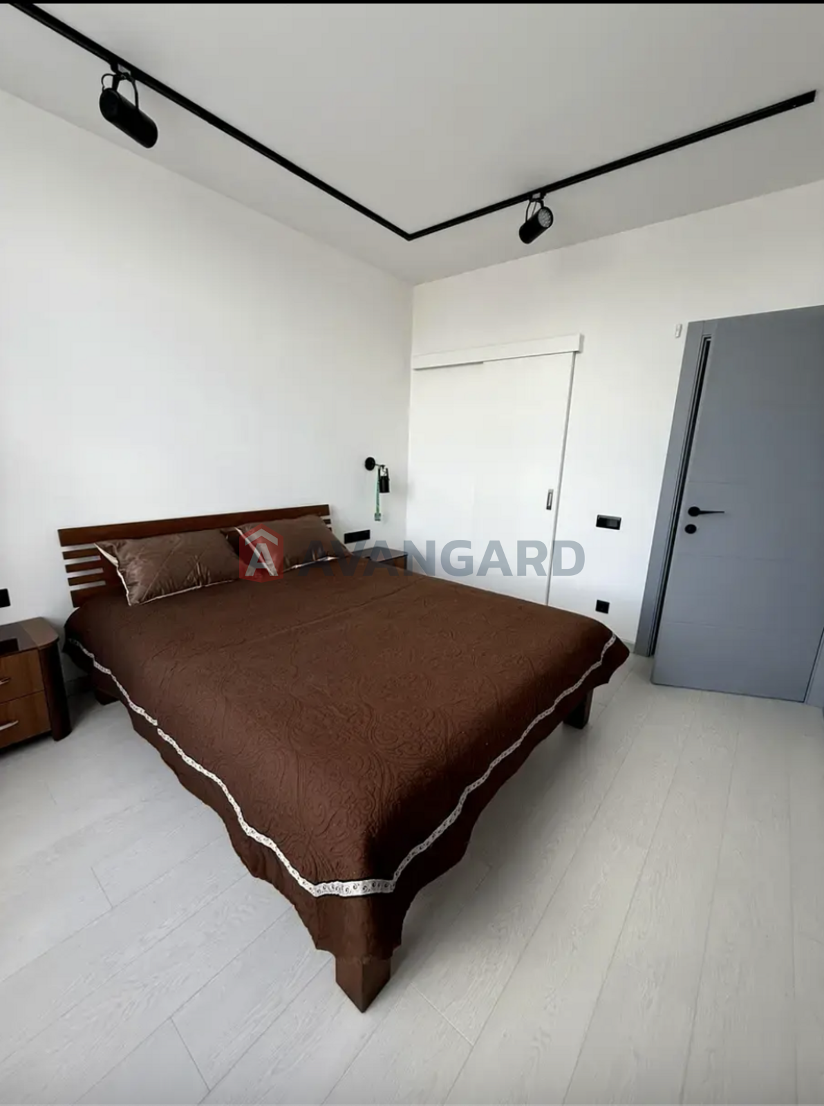 3 . , 90/60/18 . ., 9/9   7