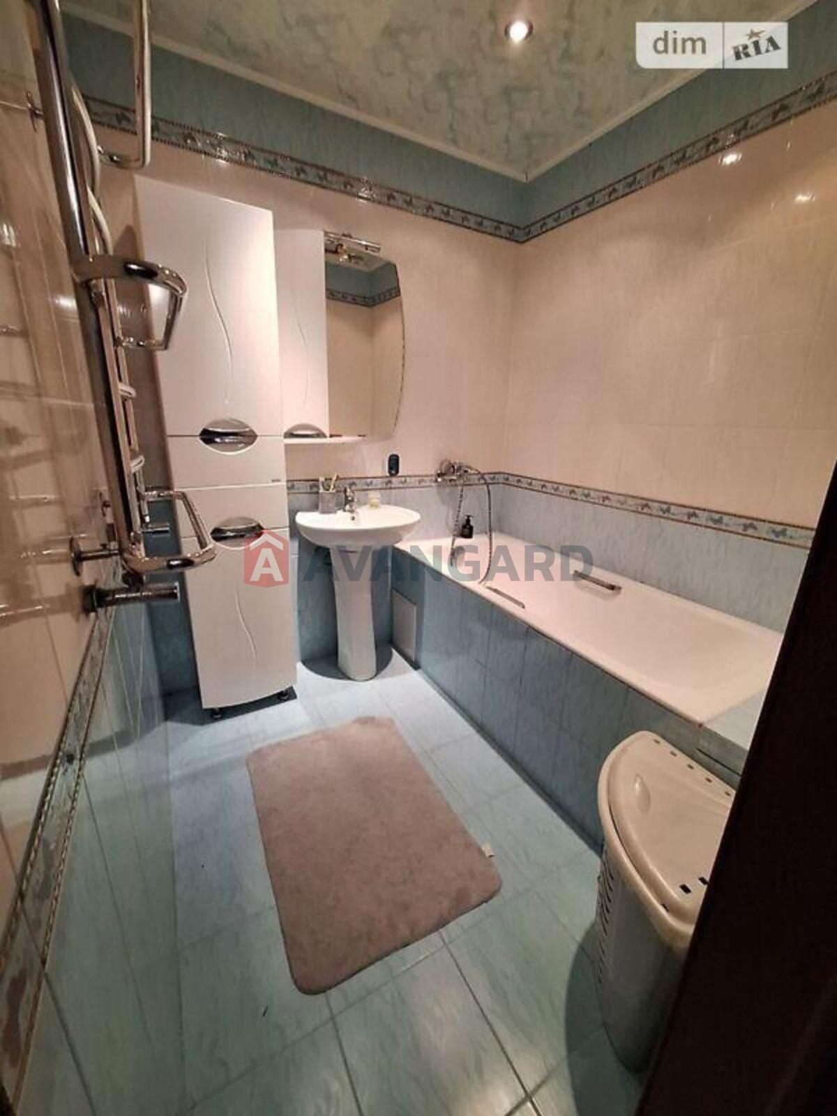 2 ��. ��������, 67/-/12 ��. �., 10/10 ������ ���� 12