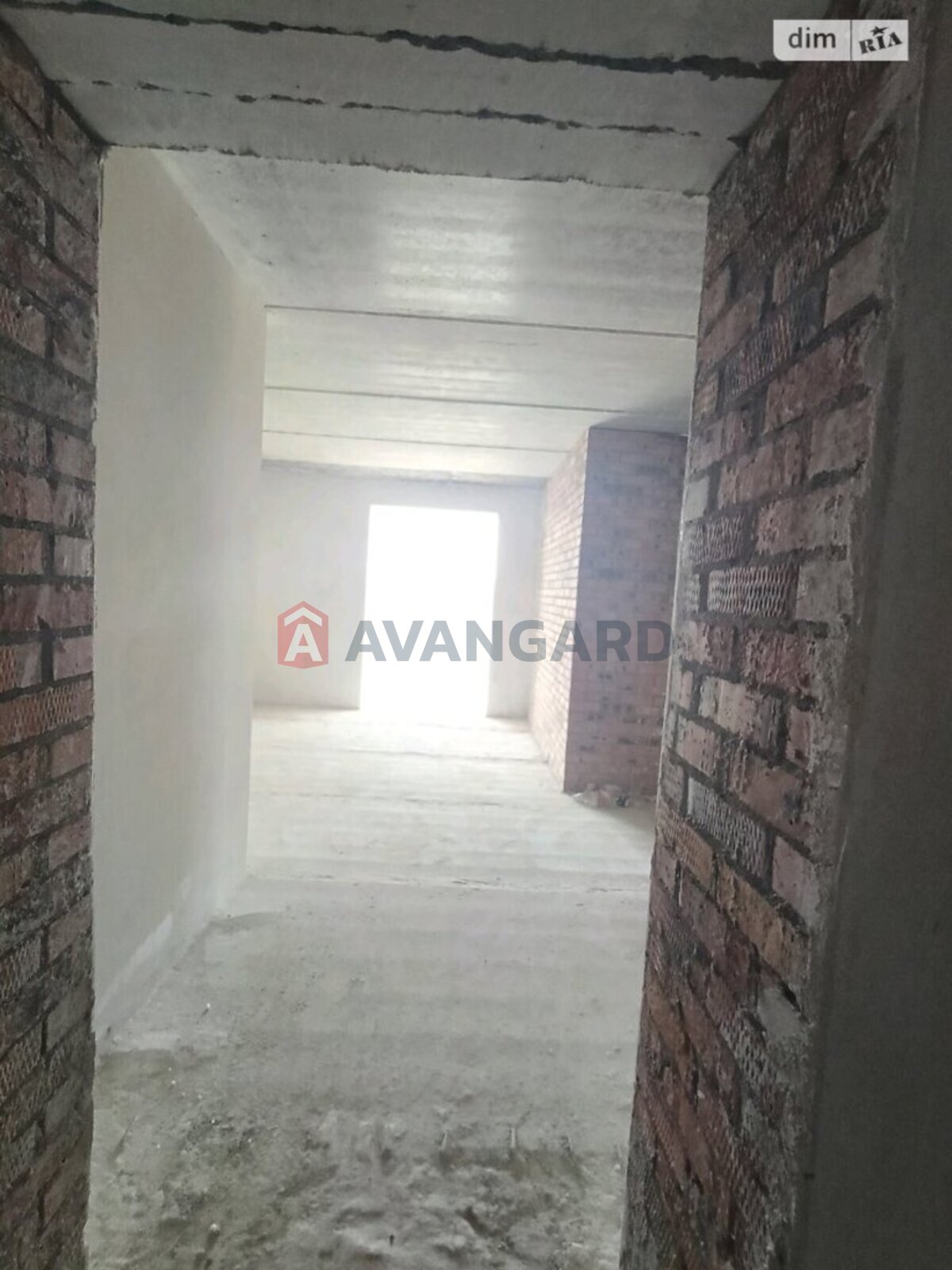 2 ��. ��������, 66/-/- ��. �., 9/10 ������ ���� 4