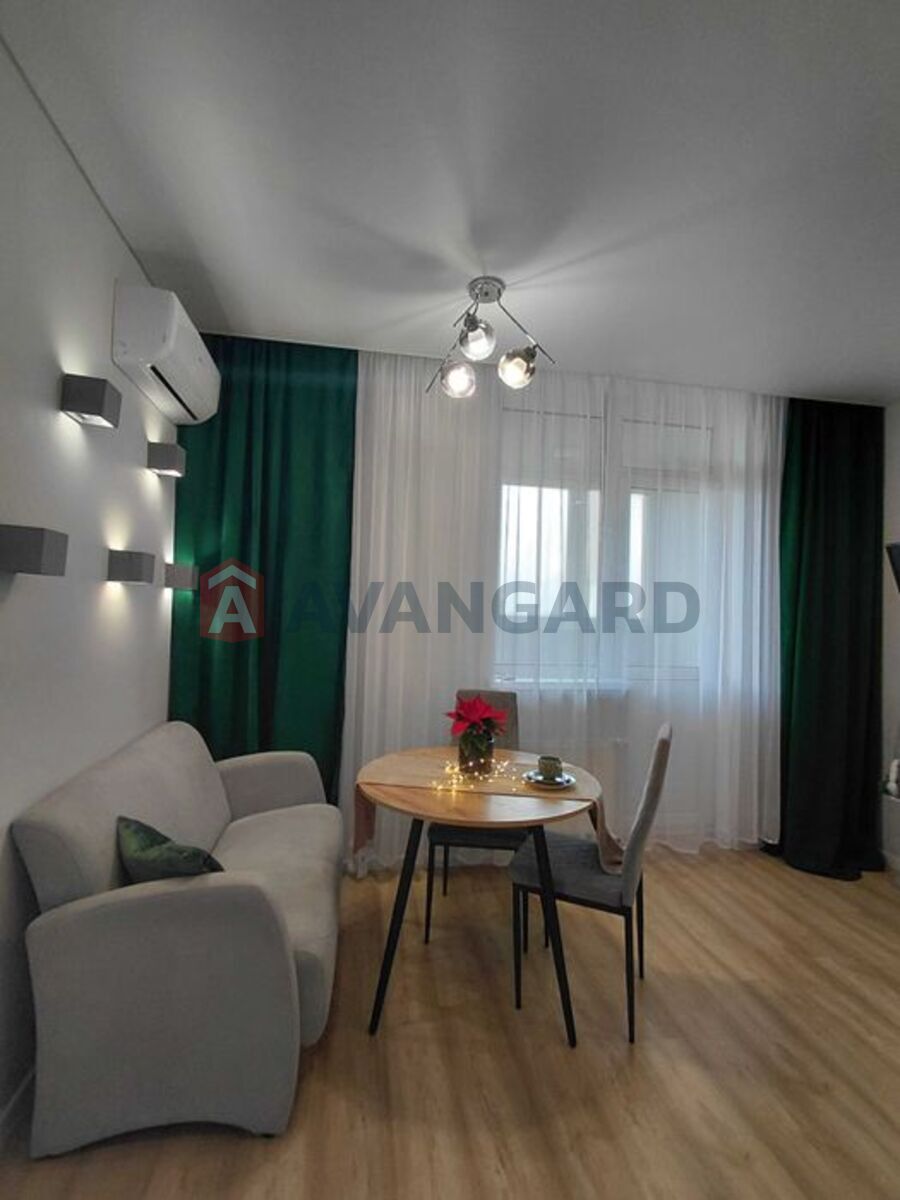 1 ��. ��������, 34/-/15 ��. �., 14/25 ������ ���� 4