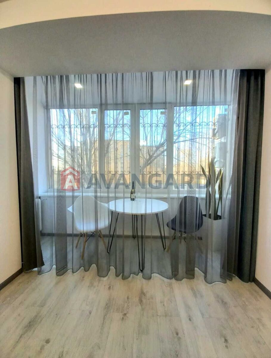 1 ��. ��������, 40/30/10 ��. �., 2/5 ������ ���� 5