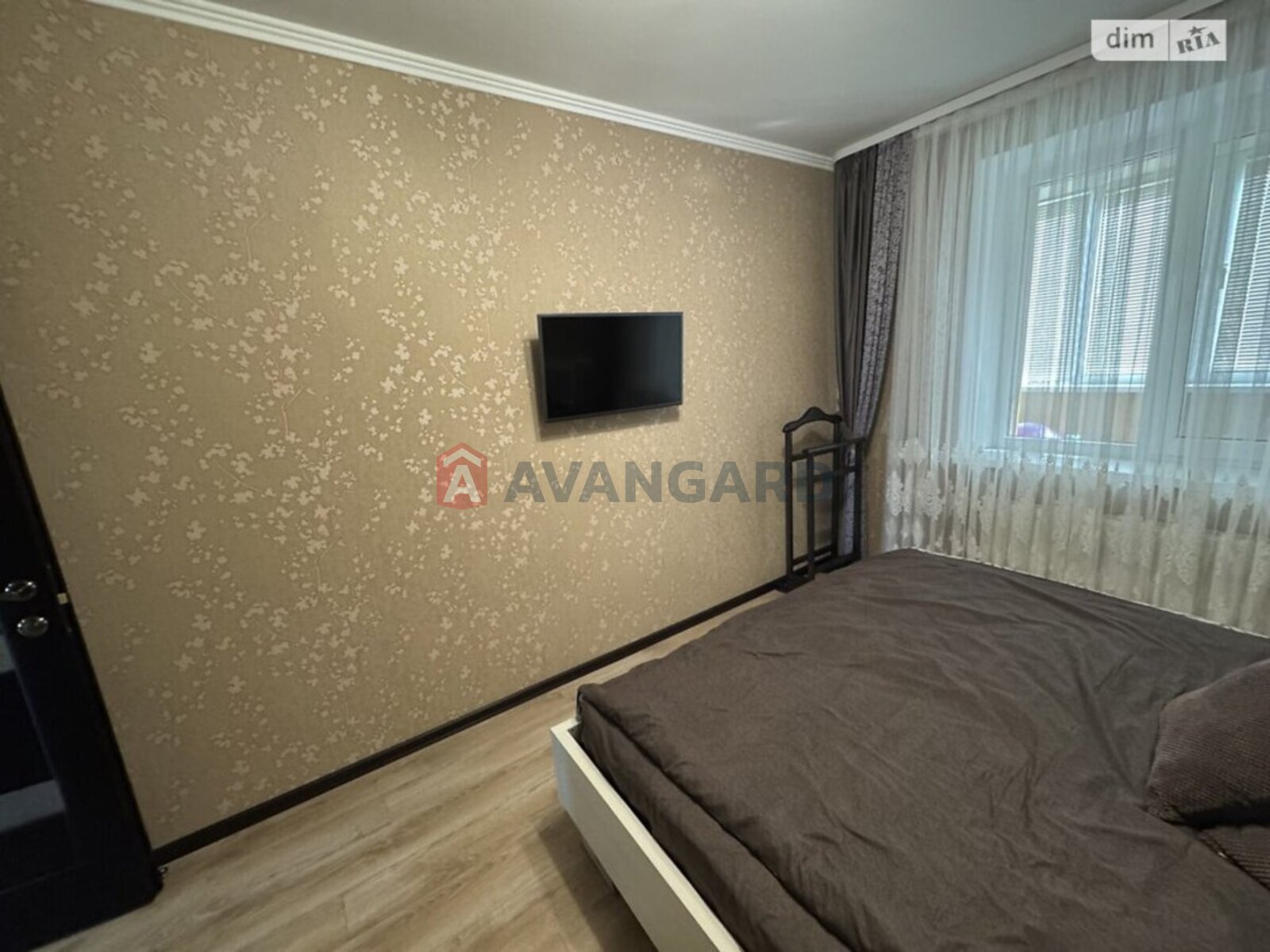 4 ��. ��������, 74/-/- ��. �., 5/9 ������ ���� 21