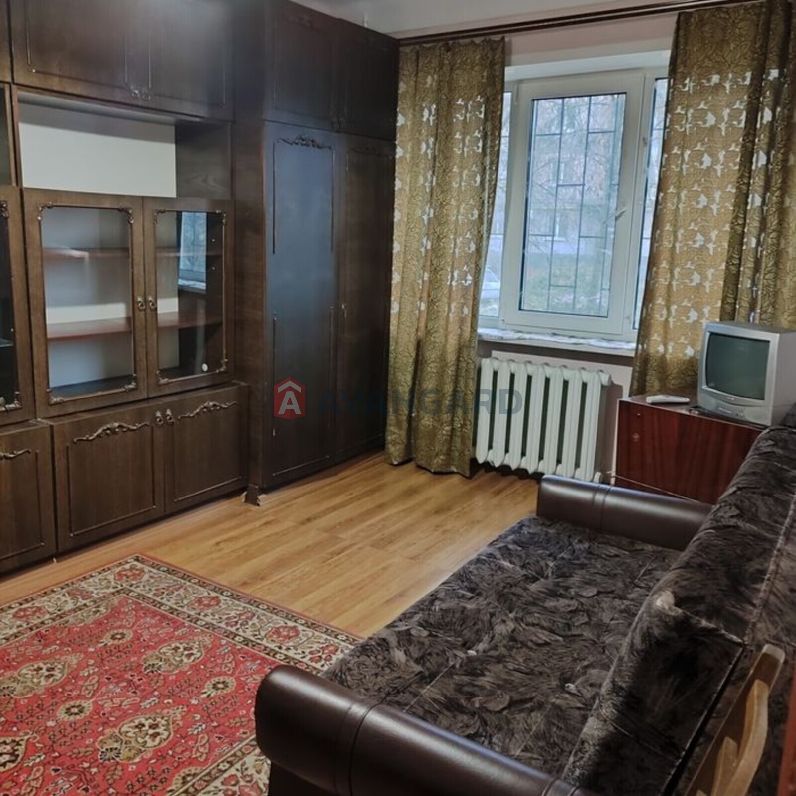 1 ��. ��������, 28/-/8 ��. �., 1/5 ������ ���� 1