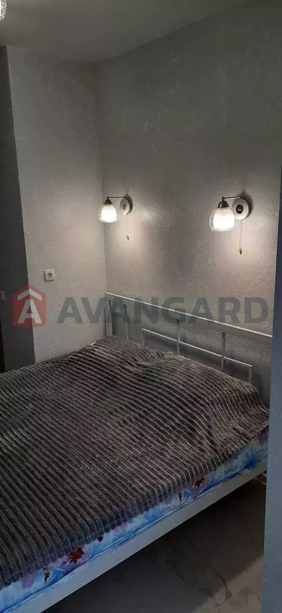 3 ��. ��������, 75/-/12 ��. �., 9/12 ������ ���� 22