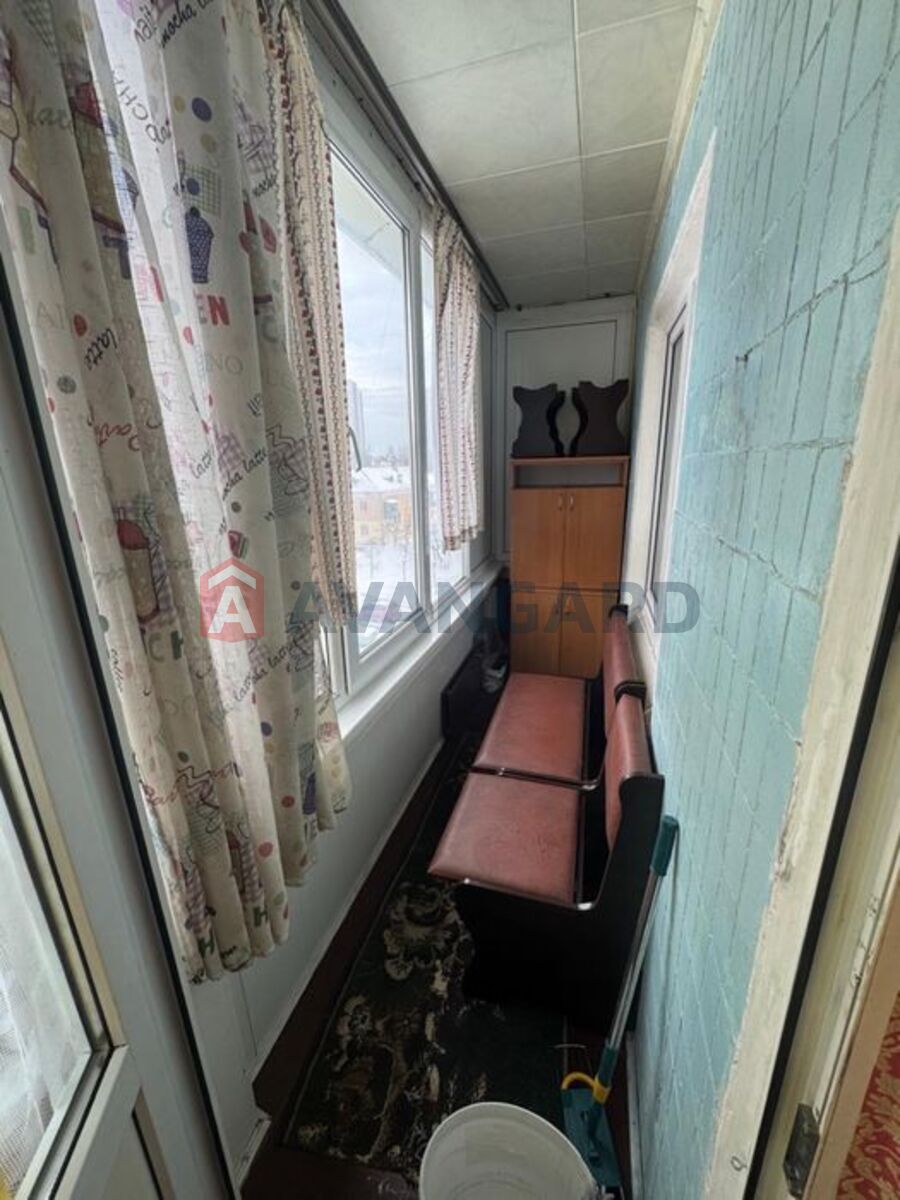 3 ��. ��������, 63/-/7 ��. �., 4/9 ������ ���� 6