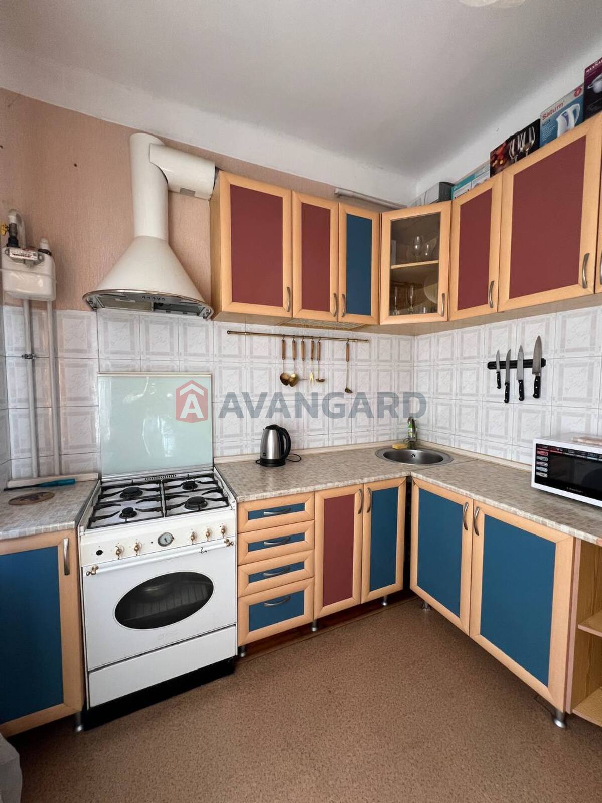 2 ��. ��������, 56/37/8 ��. �., 4/4 ������ ���� 4