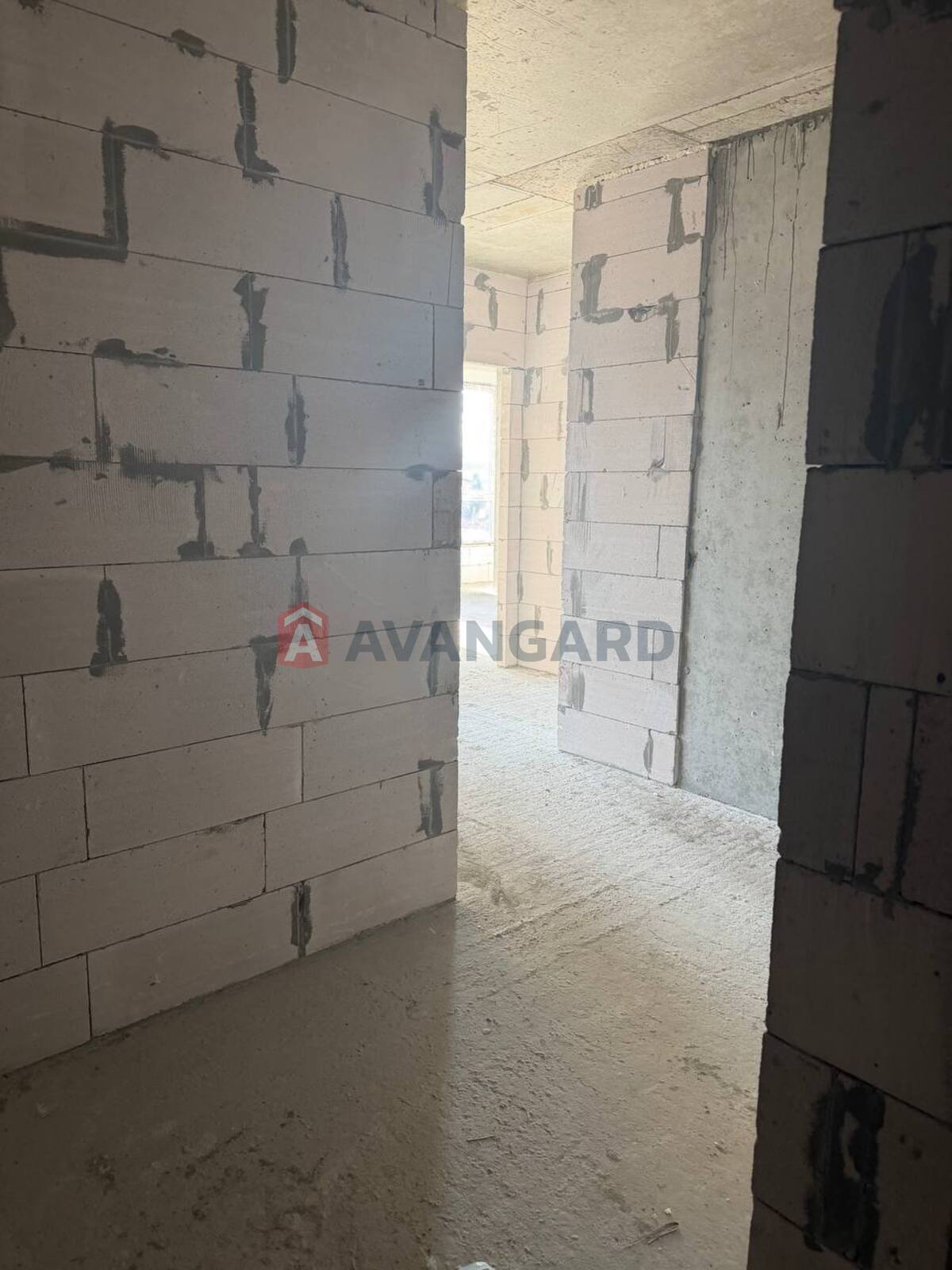 3 ��. ��������, 84,89/46,43/14,81 ��. �., 5/9 ������ ���� 14