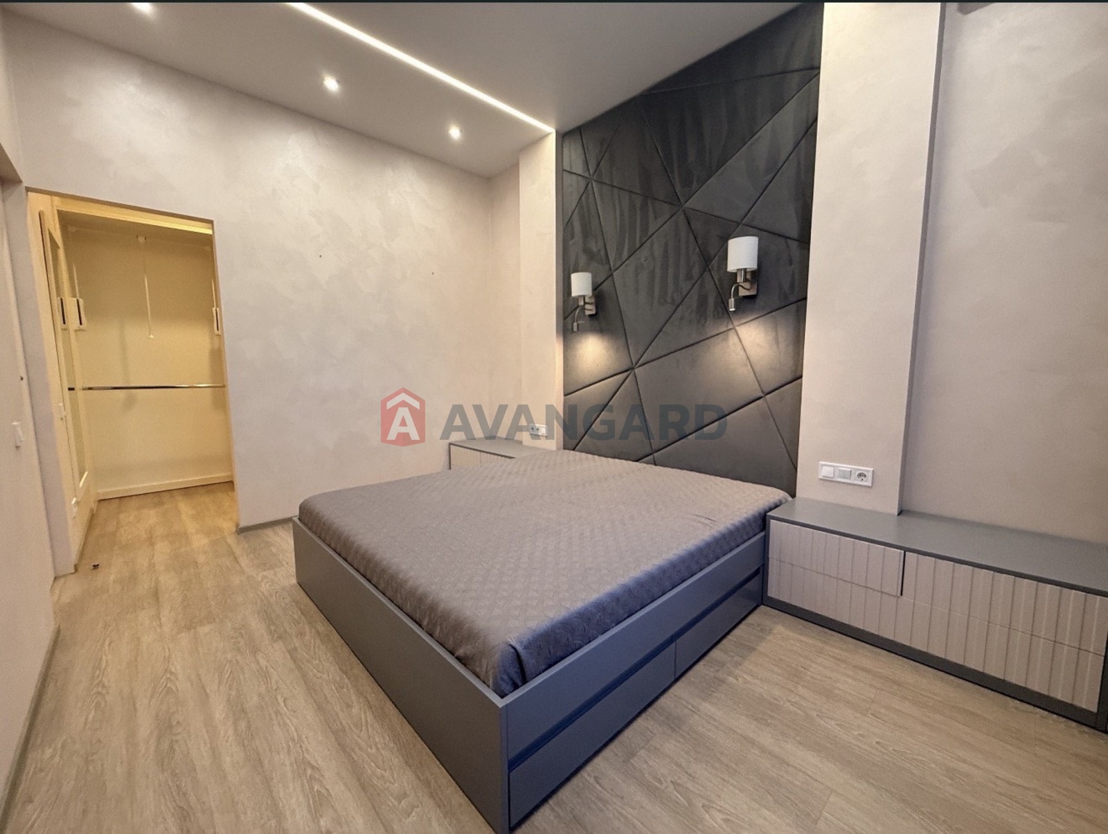 2 ��. ��������, 68/30/25 ��. �., 2/4 ������ ���� 7