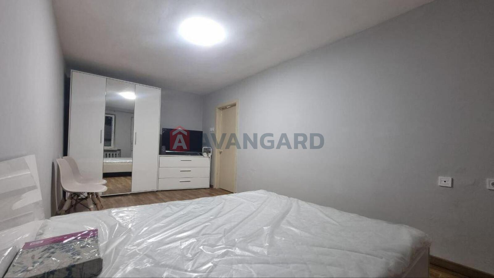 1 ��. ��������, 35/17/9 ��. �., 2/5 ������ ���� 1