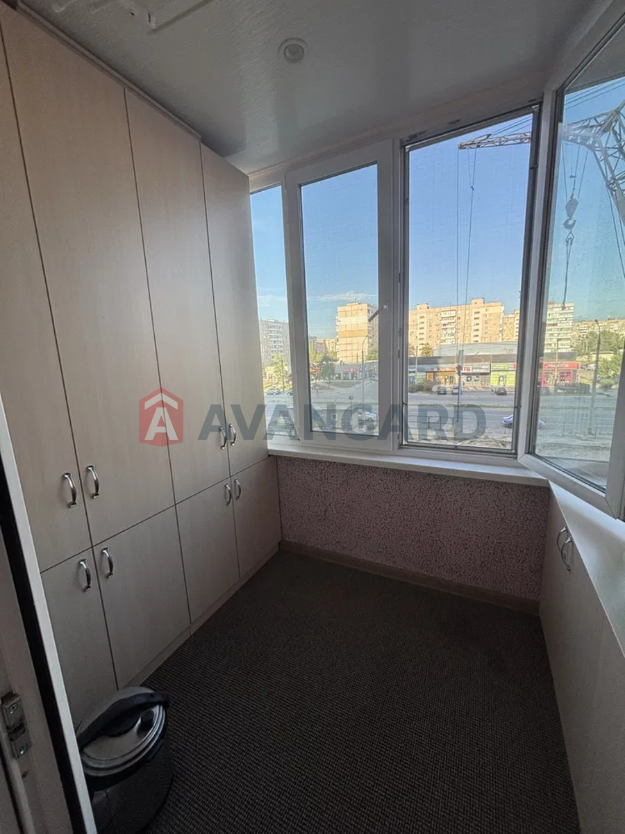 4 кім. квартира, 102/-/10 кв. м., 3/10 поверх фото 9 4 кім. квартира, 102/-/10 кв. м., 3/10 поверх фото 9