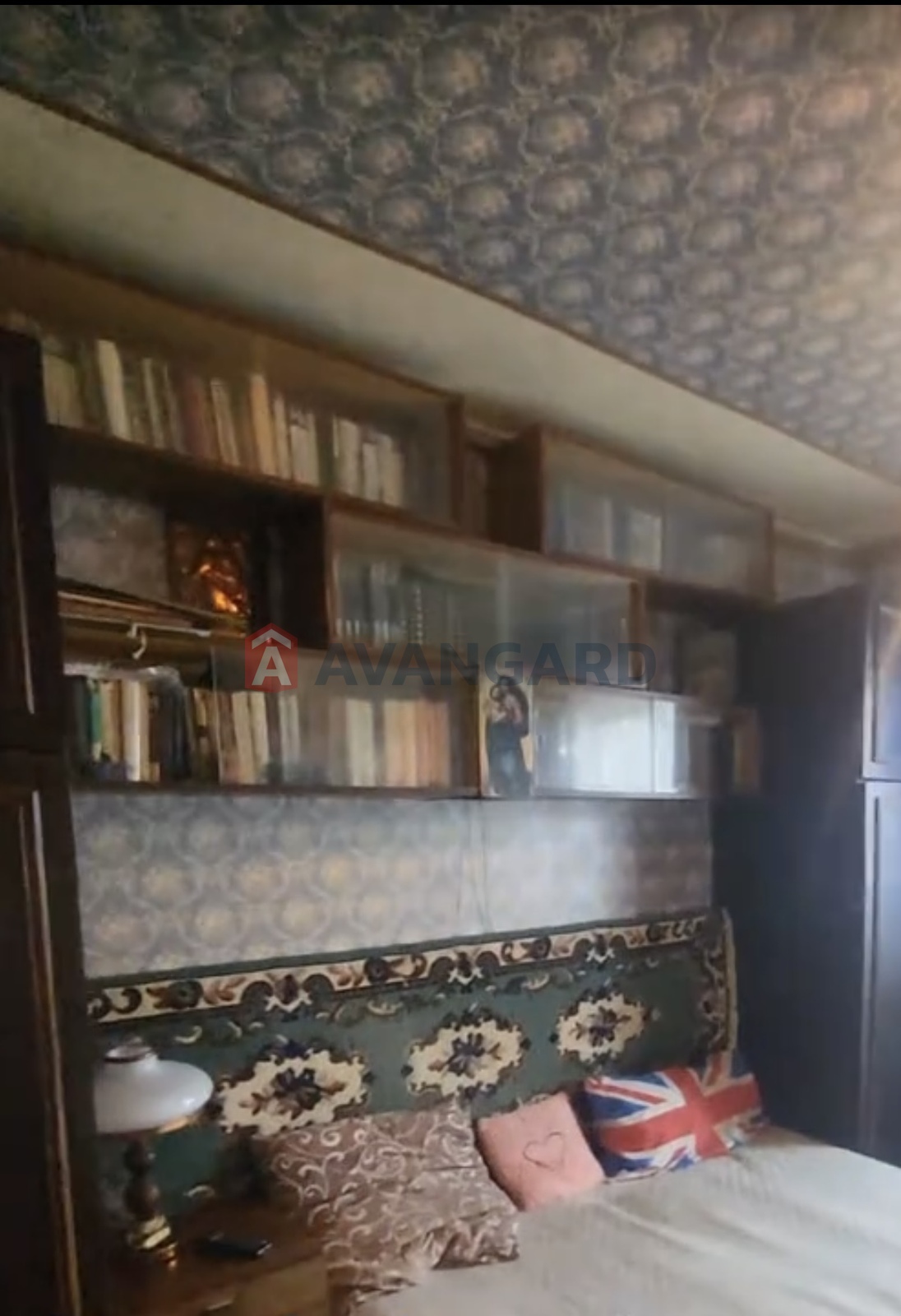 2 ��. ��������, 51/-/7 ��. �., 7/9 ������ ���� 9