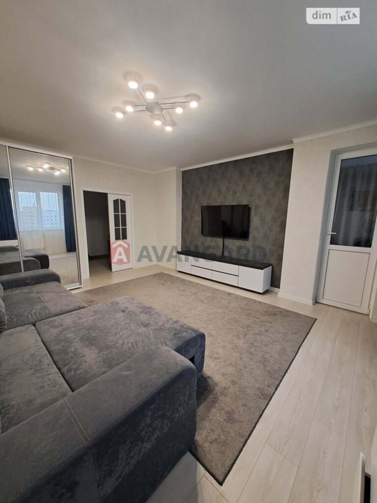 1 ��. ��������, 62/-/- ��. �., 13/16 ������ ���� 6