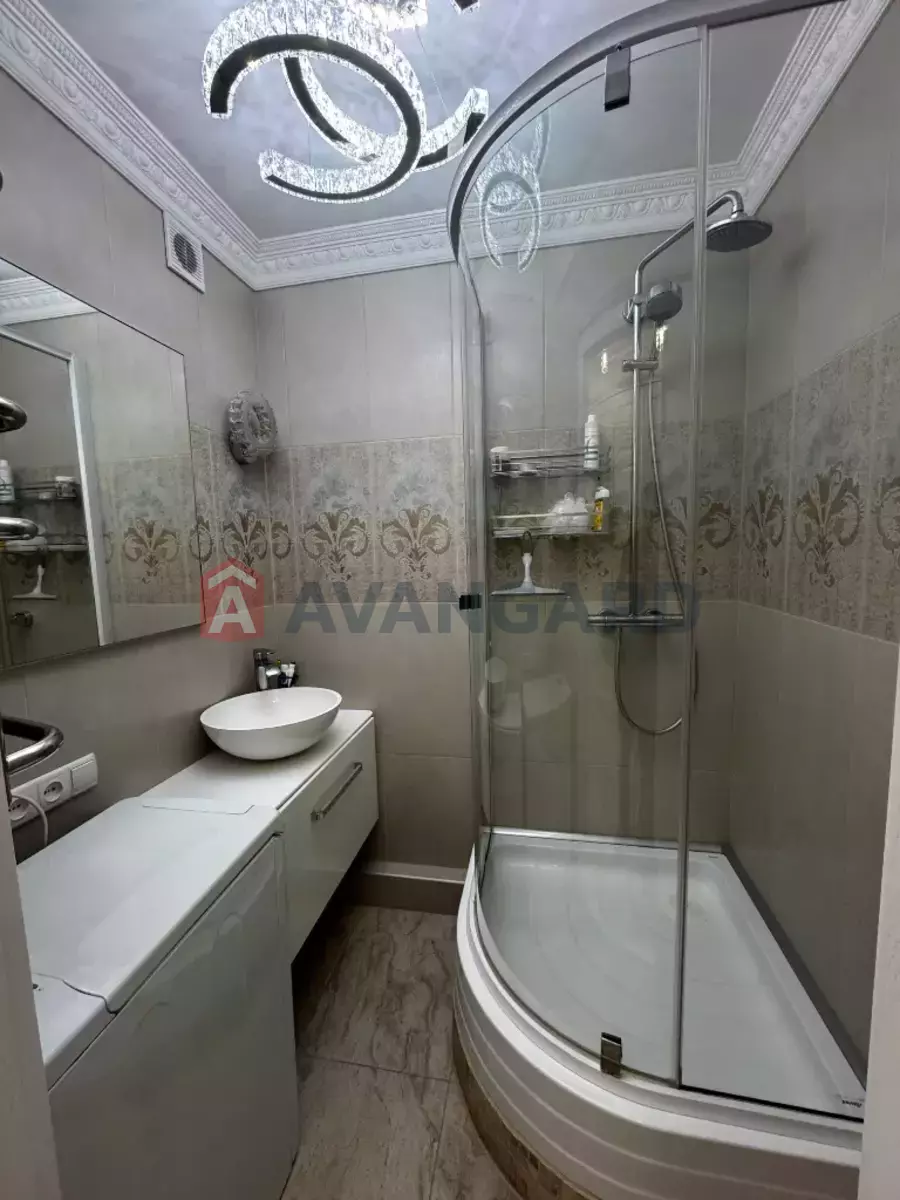 3 ��. ��������, 72/-/- ��. �., 5/10 ������ ���� 4