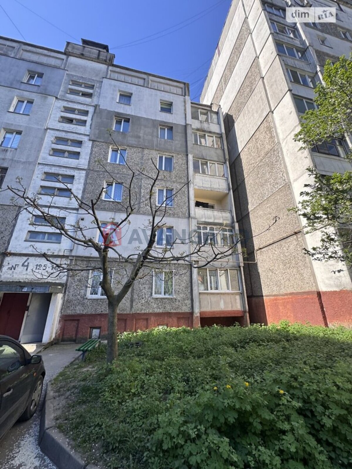 3 кім. квартира, 70/42/8 кв. м., 4/9 поверх фото 11 3 кім. квартира, 70/42/8 кв. м., 4/9 поверх фото 11