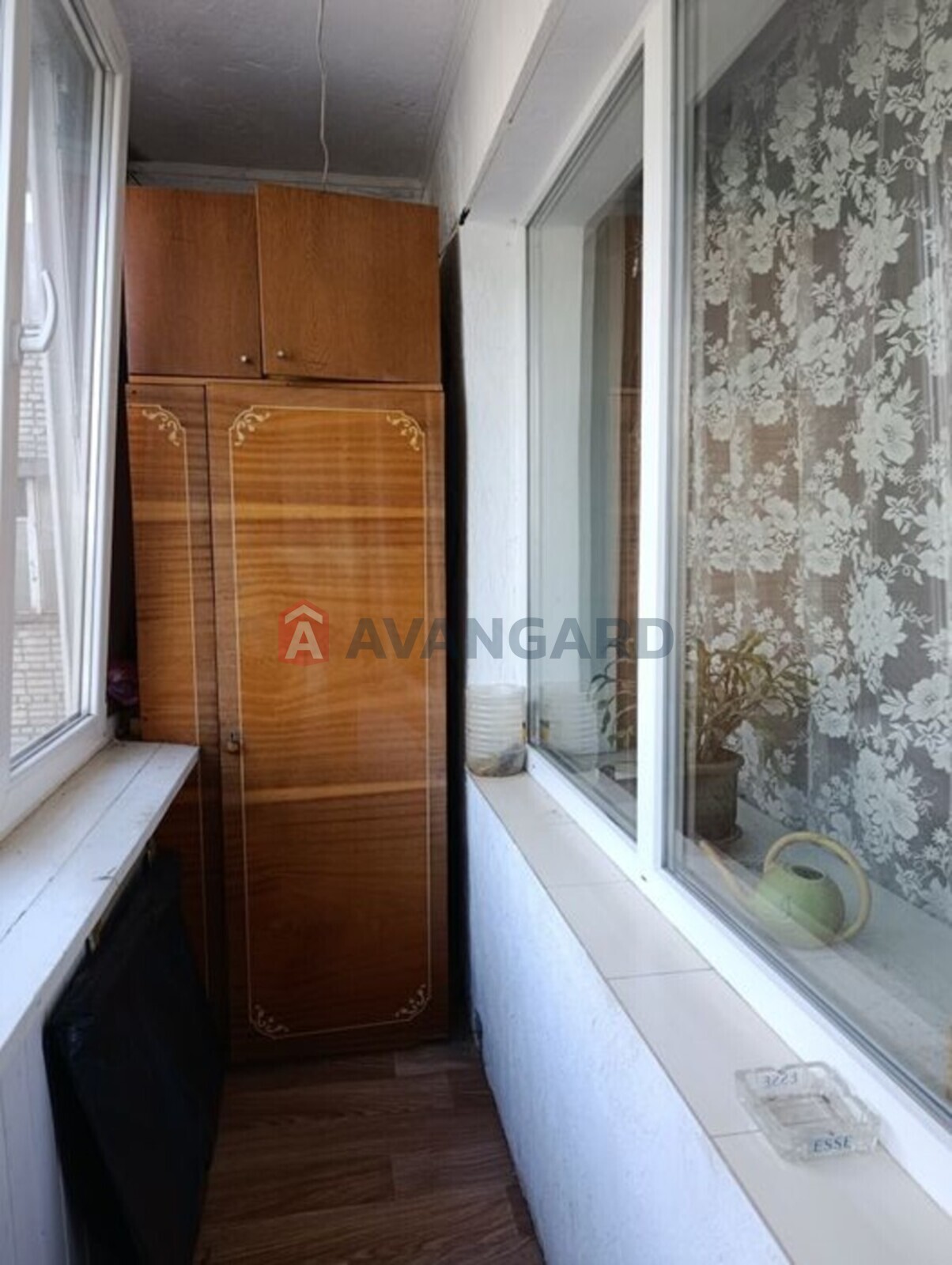 1 ��. ��������, 36/-/9 ��. �., 3/10 ������ ���� 9