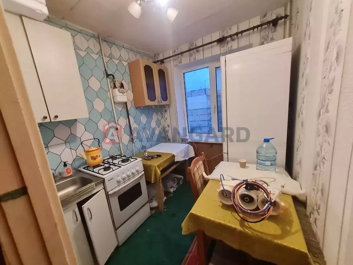 1 ����. ��������, 30/-/5 ��. �., 8/9 ���� ���� 5