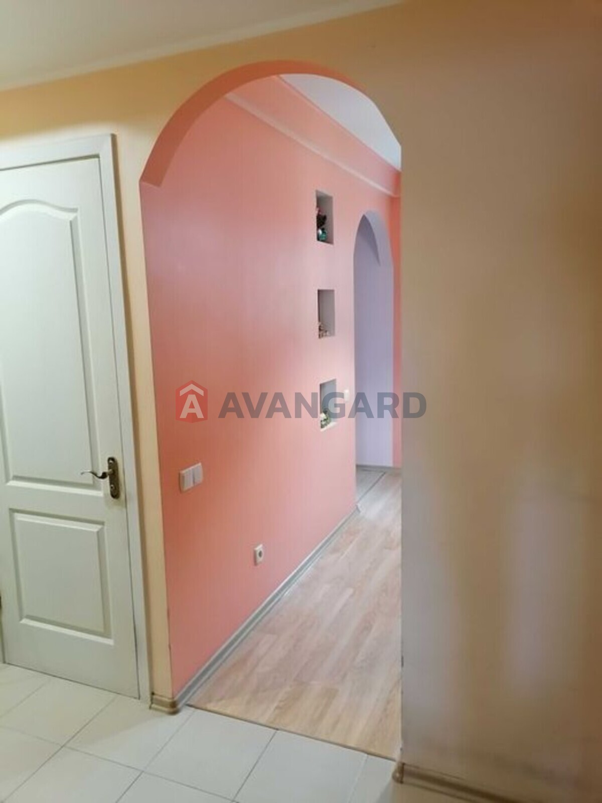 3 ����. ��������, 66/-/14 ��. �., 2/5 ���� ���� 12