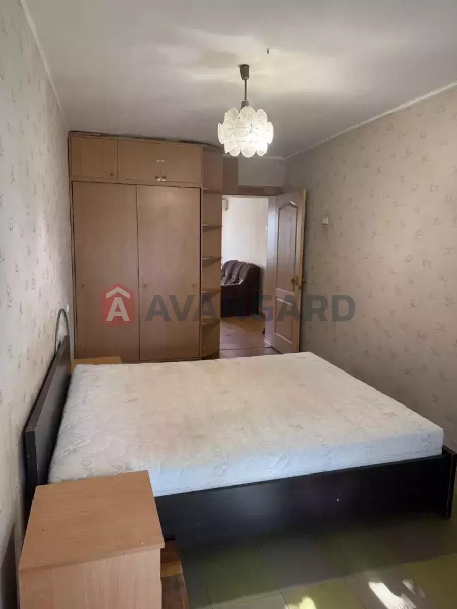 2 . , 44/-/- . ., 5/5   7