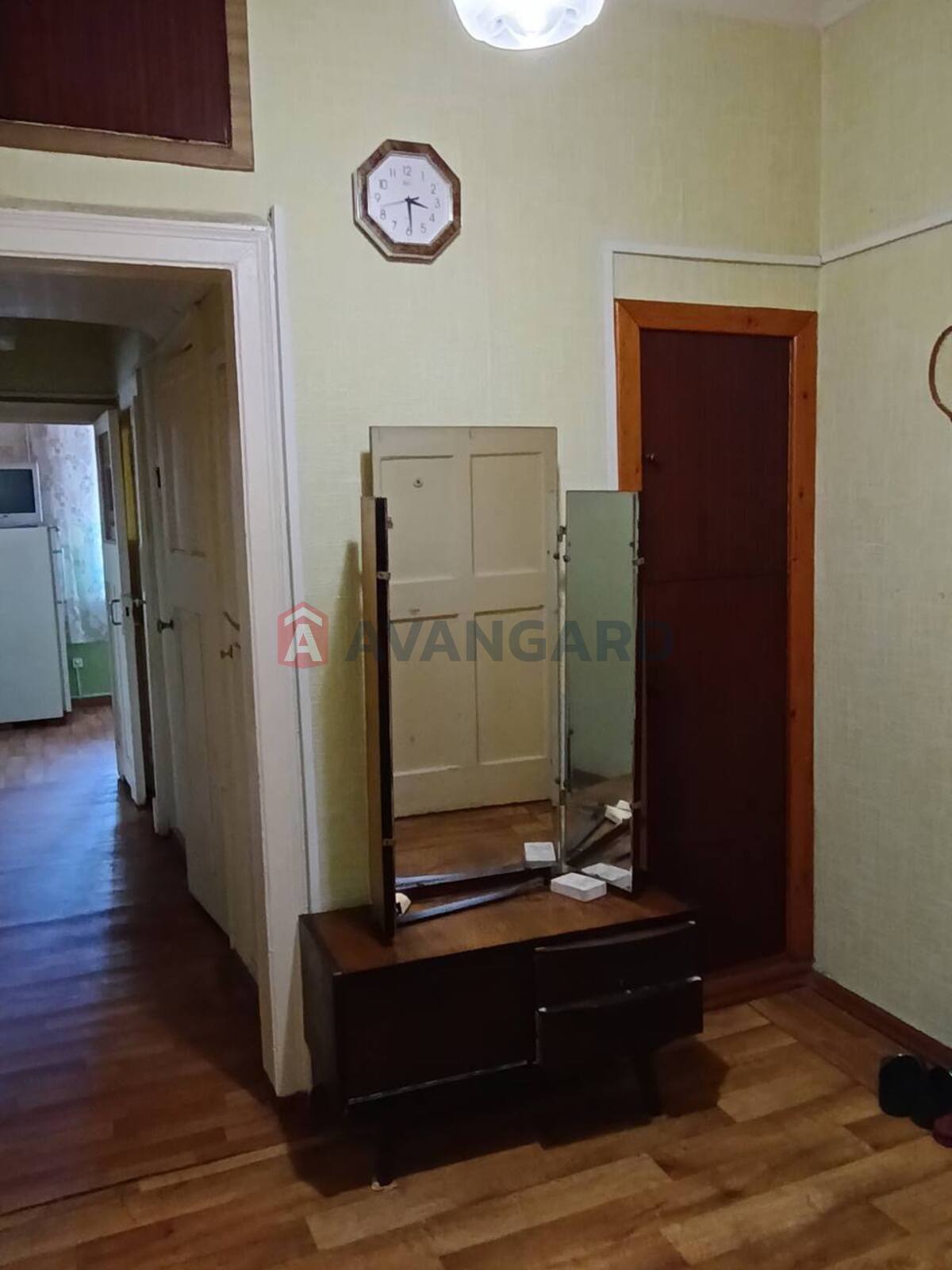 3 ��. ��������, 61/-/7 ��. �., 3/3 ������ ���� 6