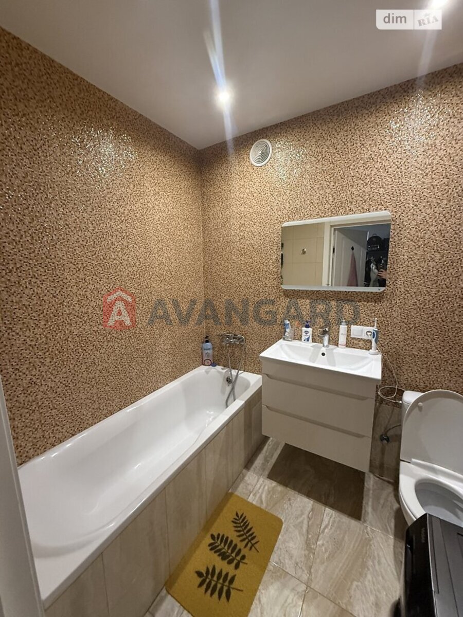 1 ����. ��������, 45/20/15 ��. �., 2/5 ���� ���� 5