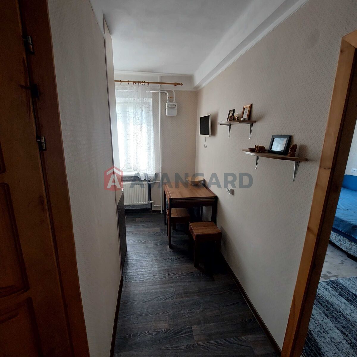 2 ��. ��������, 44/-/7 ��. �., 4/5 ������ ���� 10