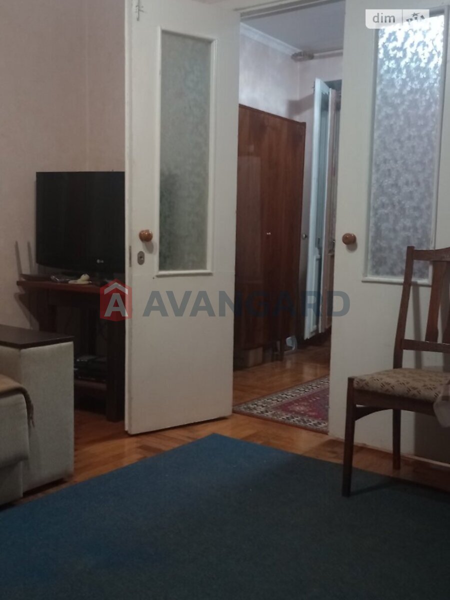 2 ��. ��������, 36/-/5 ��. �., 4/12 ������ ���� 9