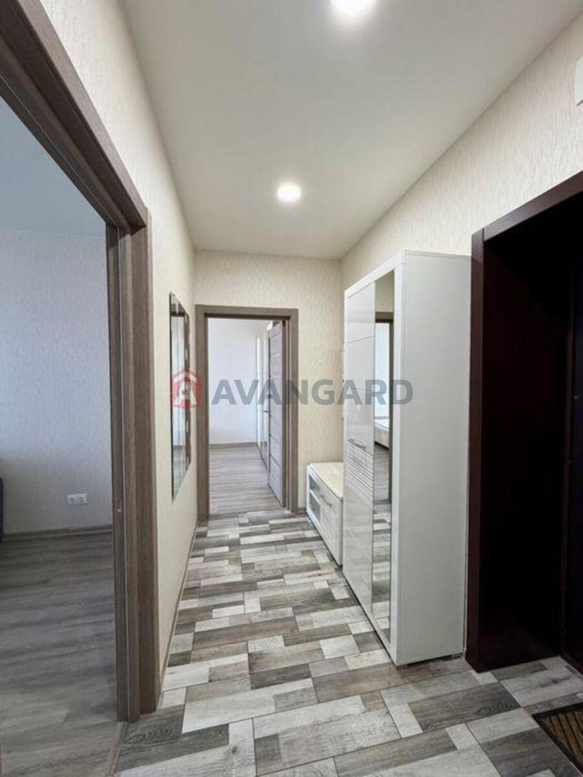 2 ��. ��������, 61/-/12 ��. �., 7/10 ������ ���� 4