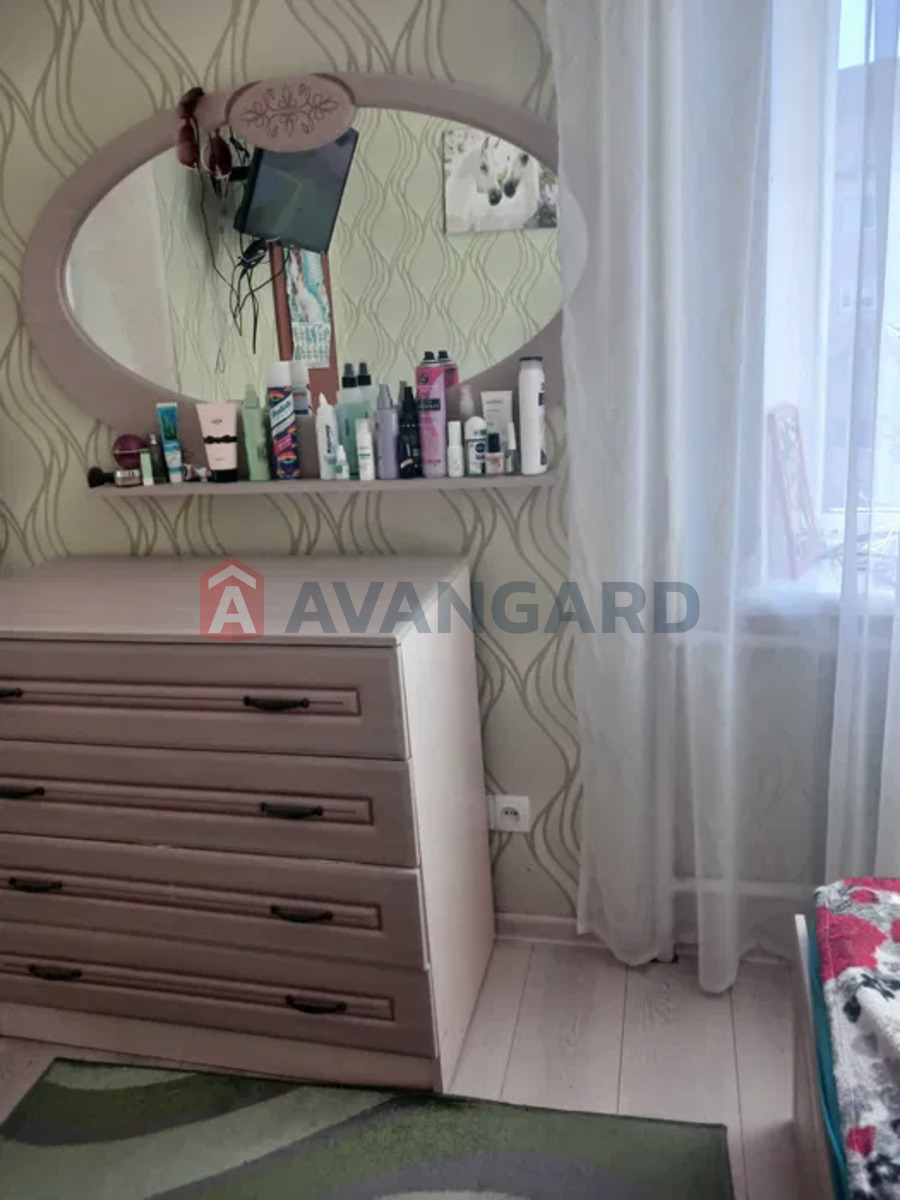 2 ����. ��������, 43/-/6 ��. �., 7/9 ���� ���� 8