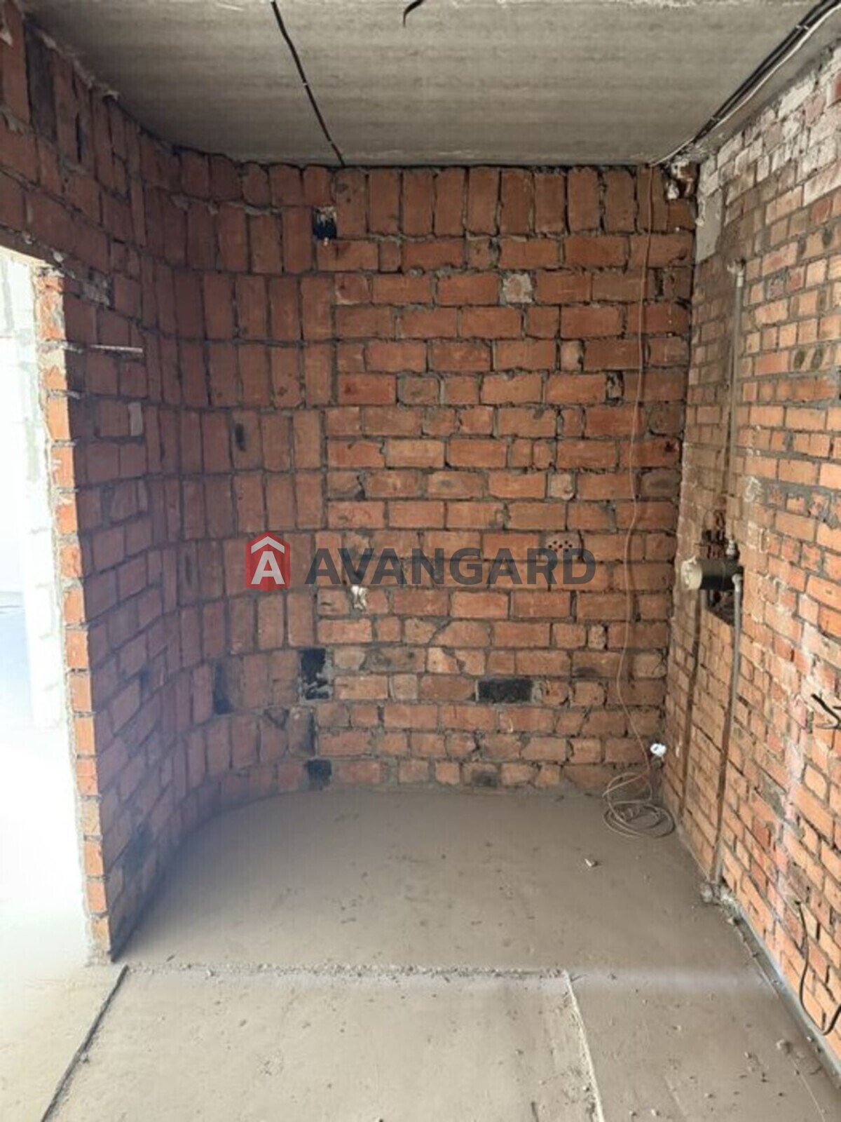 3 ��. ��������, 124/-/30 ��. �., 10/13 ������ ���� 10