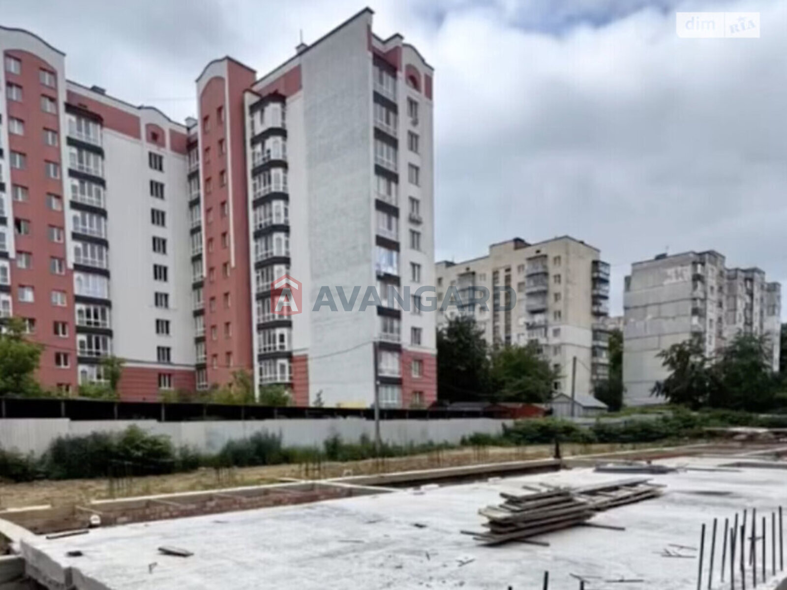 2 ��. ��������, 52/-/- ��. �., 1/10 ������ ���� 8