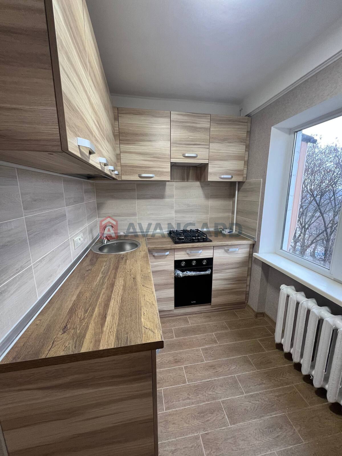 1 ����. ��������, 28,78/15,04/6 ��. �., 4/5 ���� ���� 11