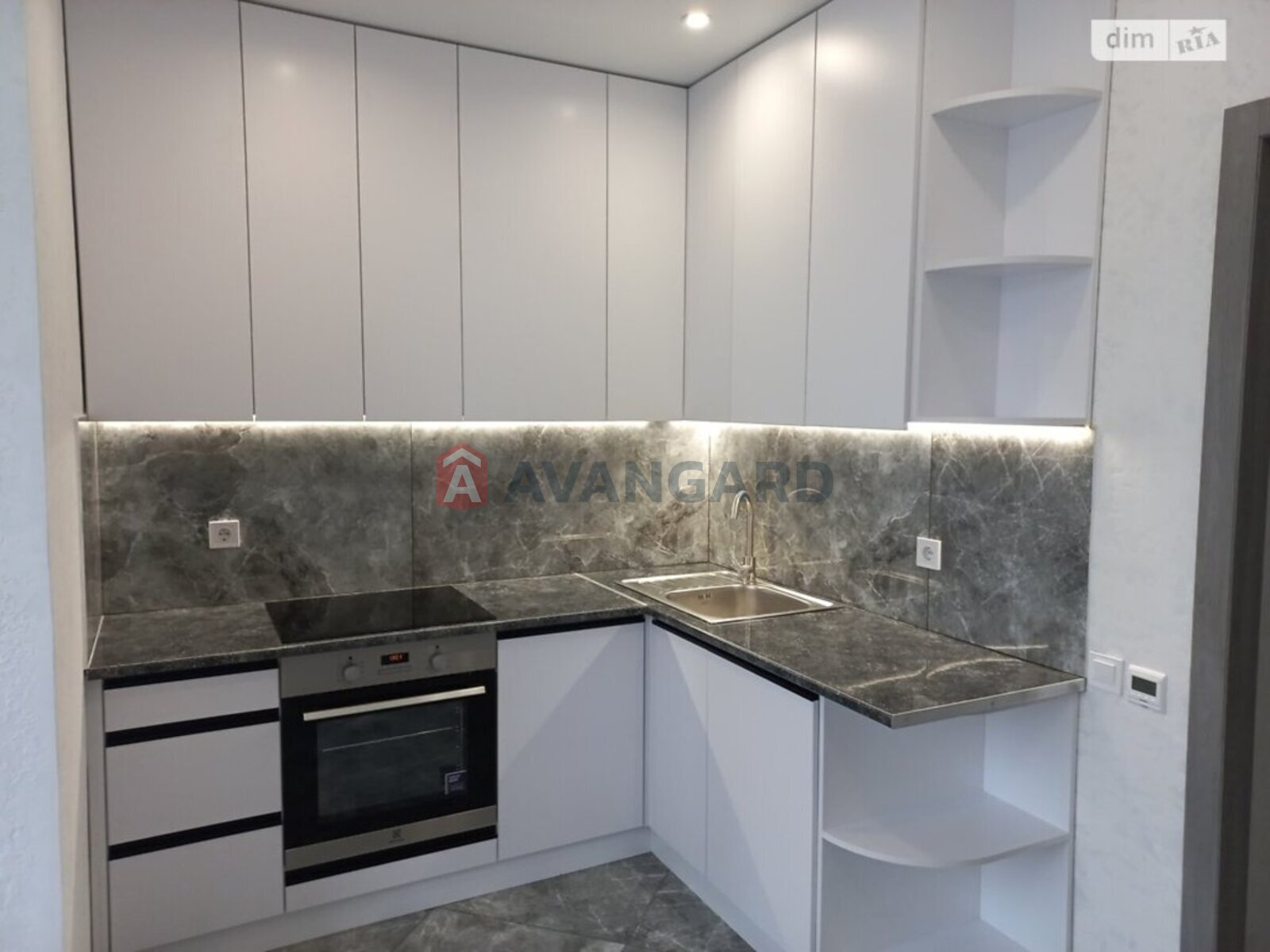 1 . , 35/16/8 . ., 8/8   18