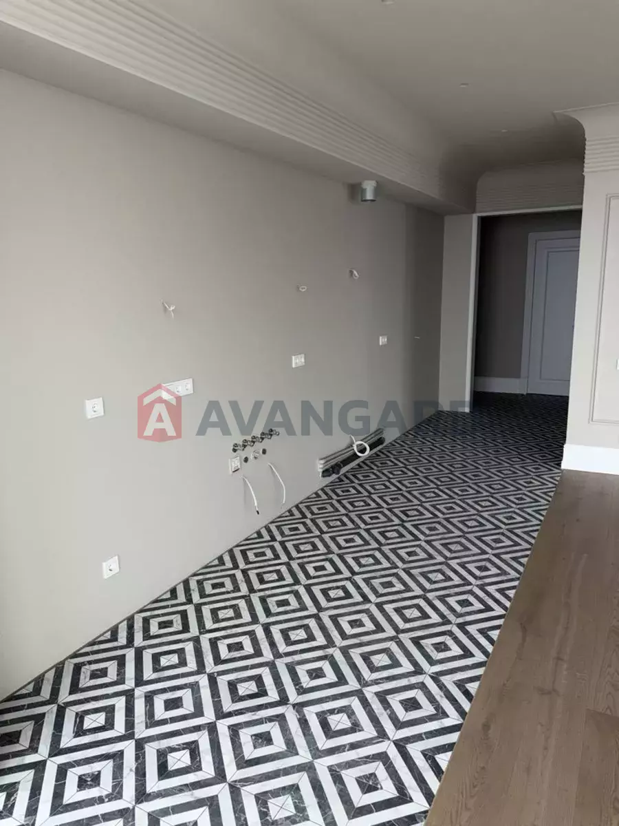 3 ����. ��������, 95/-/41 ��. �., 11/18 ���� ���� 9