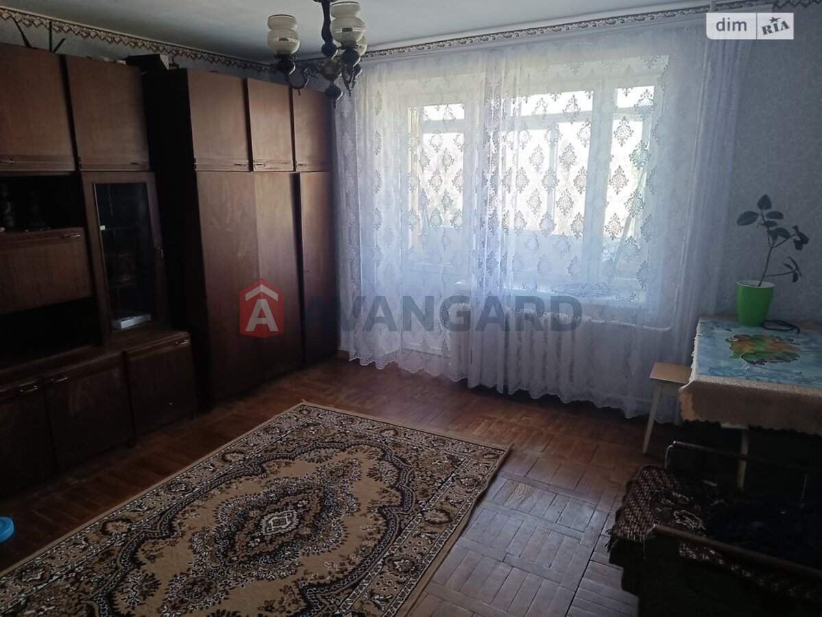 3 ��. ��������, 70/-/7.3 ��. �., 8/9 ������ ���� 7