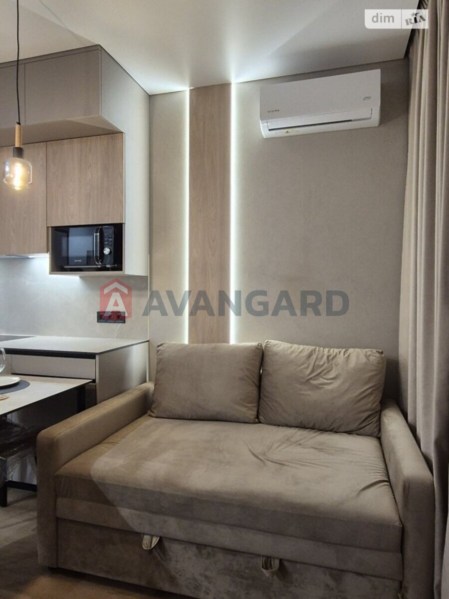 1 ��. ��������, 44/-/22 ��. �., 16/25 ������ ���� 21