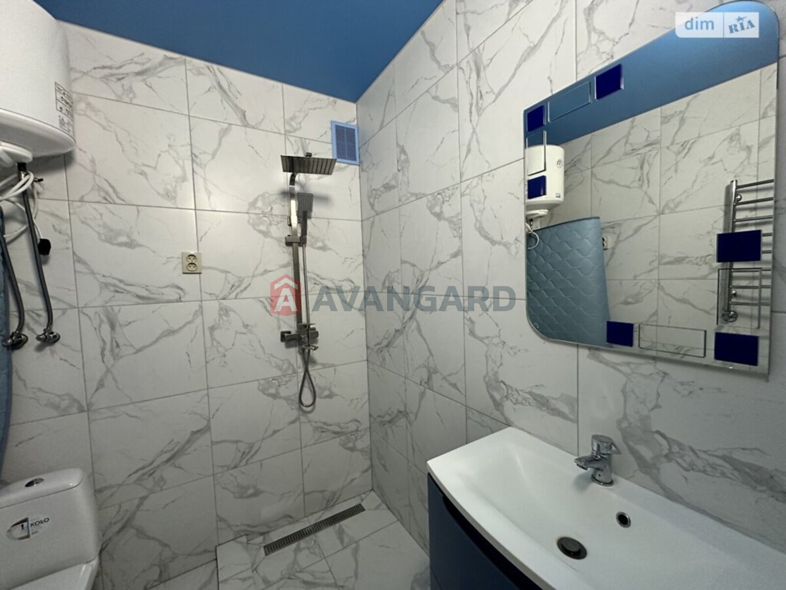 1 ��. ��������, 39/-/12 ��. �., 5/5 ������ ���� 13