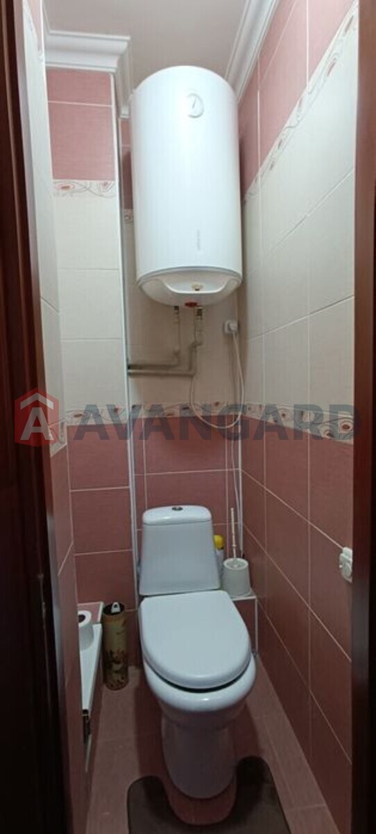 3 ����. ��������, 74/-/9 ��. �., 5/10 ���� ���� 9