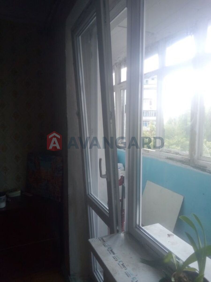 3 ��. ��������, 68/45/12 ��. �., 5/9 ������ ���� 12