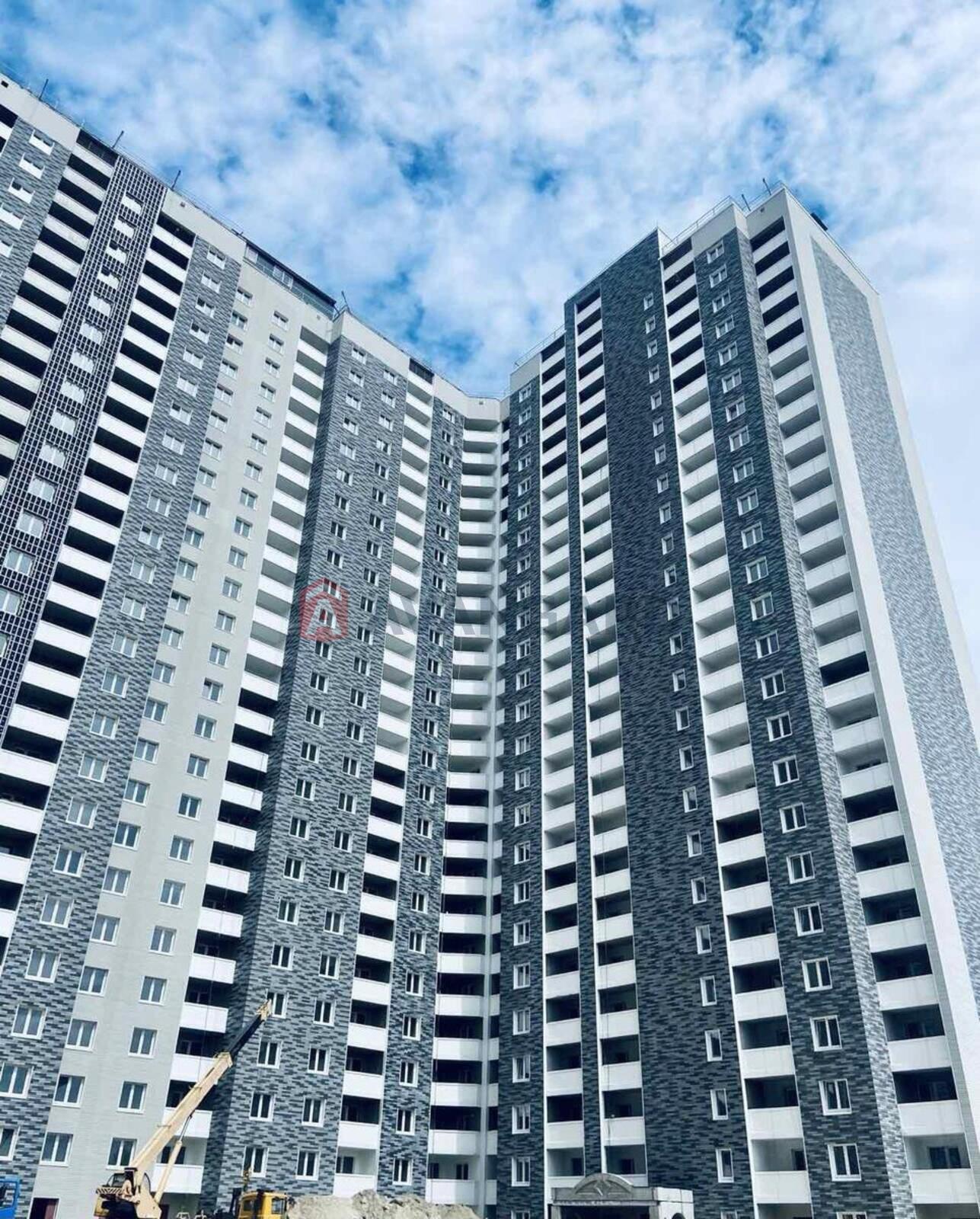 1 ��. ��������, 48/18/11 ��. �., 12/25 ������ ���� 4