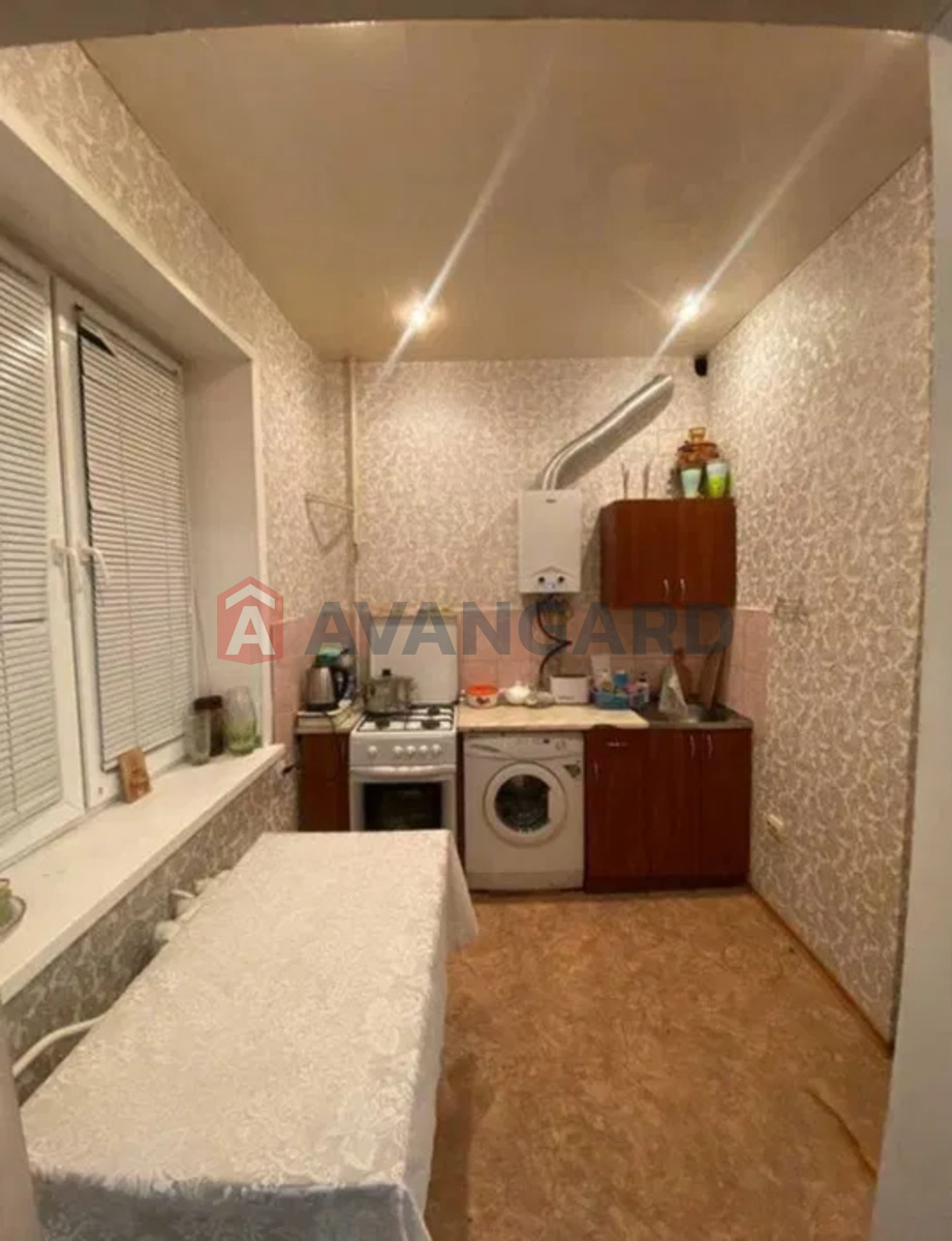 2 ��. ��������, 48/-/8 ��. �., 1/2 ������ ���� 1