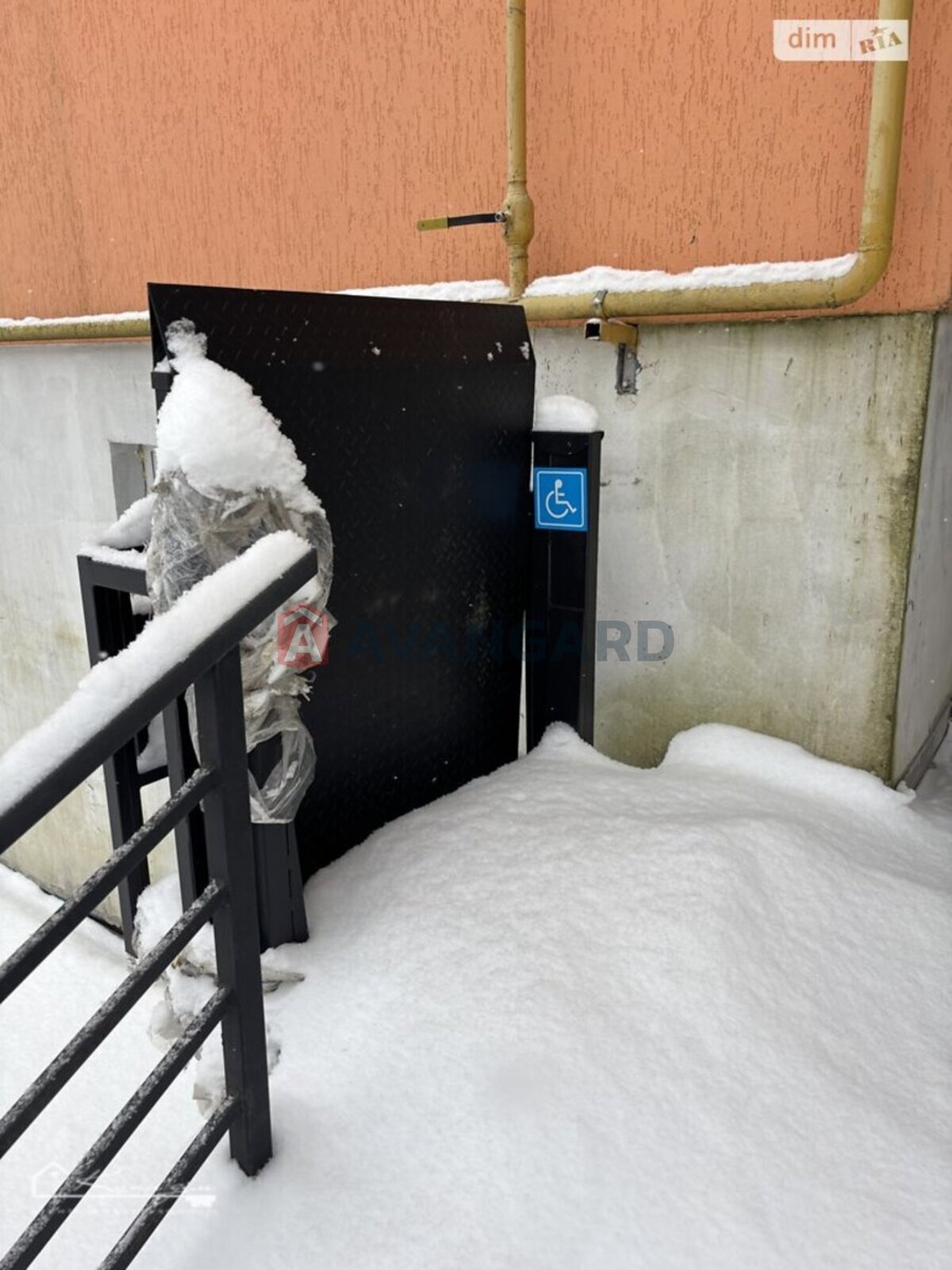 2 ��. ��������, 67/46/12 ��. �., 6/10 ������ ���� 3